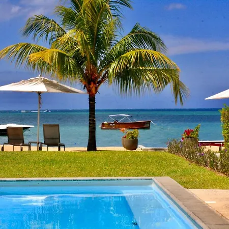L'Escale 3 Bedrooms Sea View And Beachfront Suite By Dream Escapes